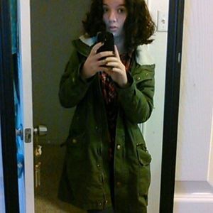 Meet your Posher, Cierra